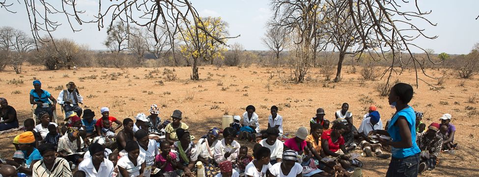 Tsholotsho-Manxibana-VIH-Fotografia-Ballesteros_EDIIMA20130306_0237_3