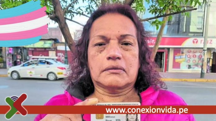 Gabriela Mariño Lllamoja, activista trans y presidenta de la agrupación Ángel Azul